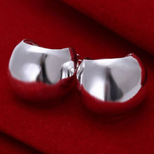 Load image into Gallery viewer, Silver smooth charms women lady cute wedding earring jewelry fashion Light belly earrings Fashion round silver earrings E052